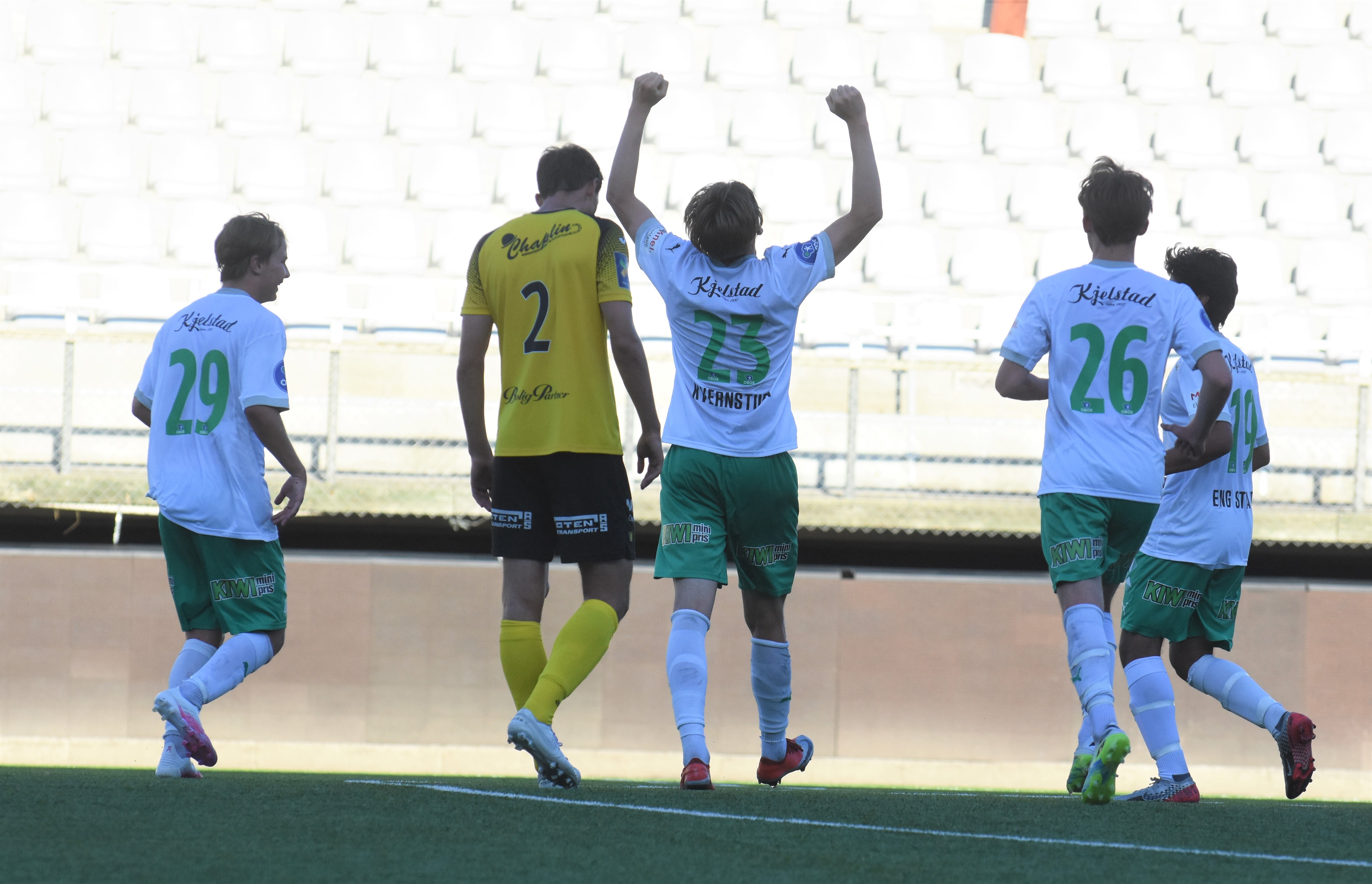 - To forskjellige kamper